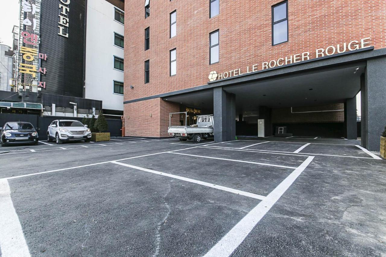 Lerocherrouge Hotel Чхунчхон Экстерьер фото
