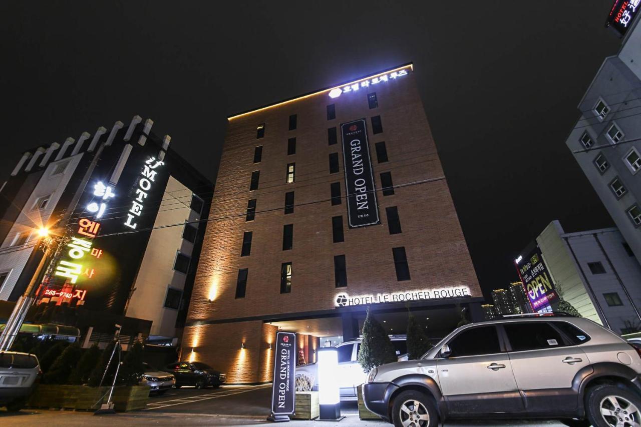 Lerocherrouge Hotel Чхунчхон Экстерьер фото